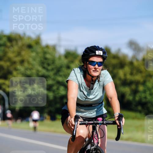 07.09.2025 - 19. Norderstedt Triathlon Michael Burmester http://msf.ph/oto/8834007 07.09.2025 12:12:17 Radfahren 248, 261 meine-sportfotos.de