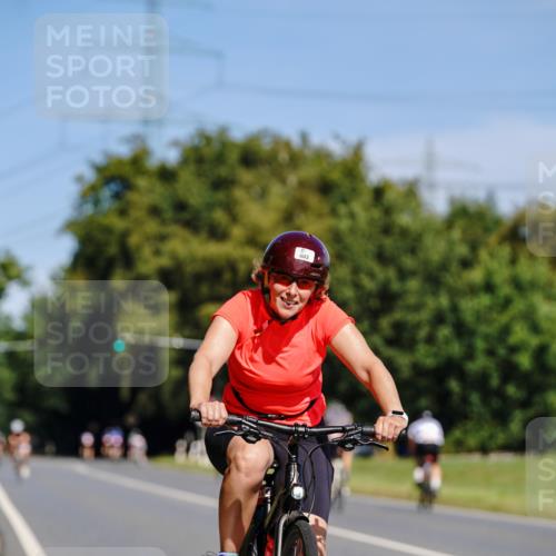 07.09.2025 - 19. Norderstedt Triathlon Michael Burmester http://msf.ph/oto/8834026 07.09.2025 12:12:44 Radfahren 756, 803 meine-sportfotos.de