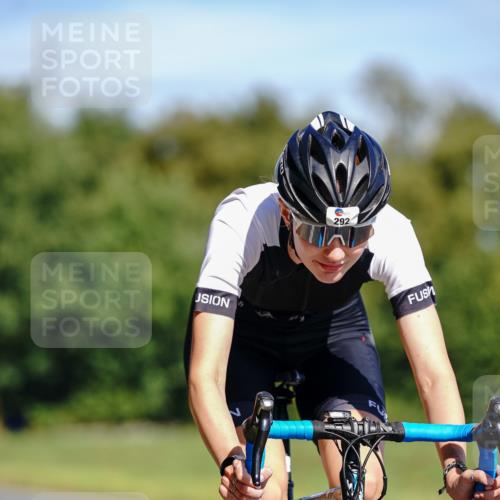 07.09.2025 - 19. Norderstedt Triathlon Michael Burmester http://msf.ph/oto/8834044 07.09.2025 12:13:03 Radfahren 292 meine-sportfotos.de