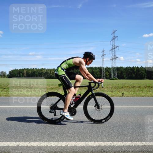 07.09.2025 - 19. Norderstedt Triathlon Michael Burmester http://msf.ph/oto/8834072 07.09.2025 13:57:01 Radfahren 995 meine-sportfotos.de