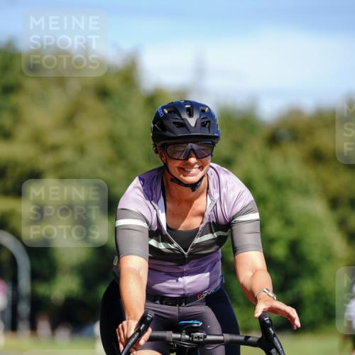 07.09.2025 - 19. Norderstedt Triathlon Michael Burmester http://msf.ph/oto/8834077 07.09.2025 12:13:33 Radfahren 1286 meine-sportfotos.de