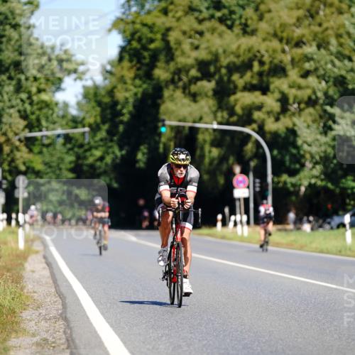 07.09.2025 - 19. Norderstedt Triathlon Michael Burmester http://msf.ph/oto/8834092 07.09.2025 12:14:11 Radfahren 695 meine-sportfotos.de