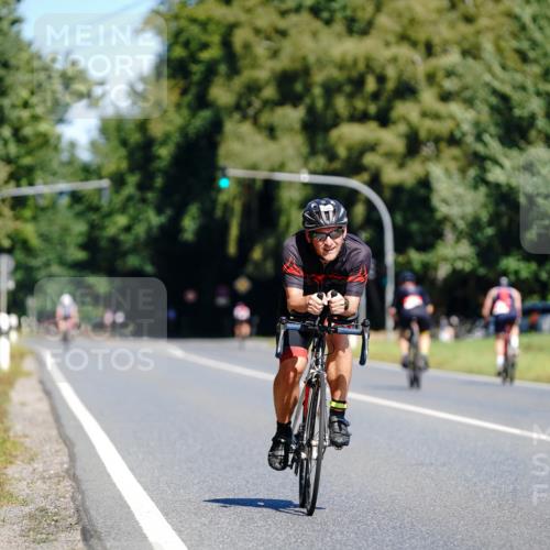 07.09.2025 - 19. Norderstedt Triathlon Michael Burmester http://msf.ph/oto/8834106 07.09.2025 12:14:18 Radfahren 1370 meine-sportfotos.de