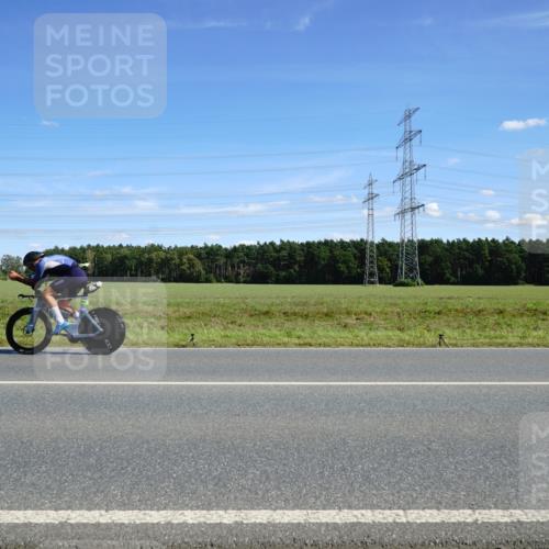 07.09.2025 - 19. Norderstedt Triathlon Michael Burmester http://msf.ph/oto/8834123 07.09.2025 13:57:28 Radfahren 986 meine-sportfotos.de