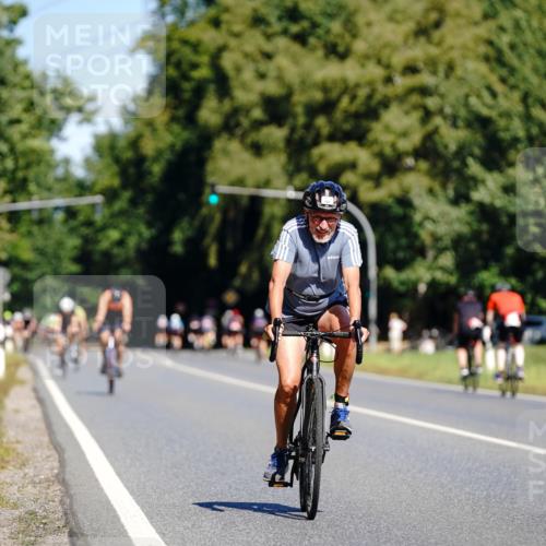 07.09.2025 - 19. Norderstedt Triathlon Michael Burmester http://msf.ph/oto/8834142 07.09.2025 12:15:08 Radfahren 192, 258 meine-sportfotos.de