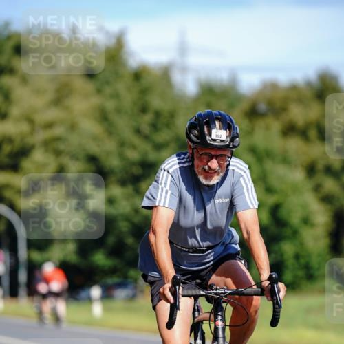 07.09.2025 - 19. Norderstedt Triathlon Michael Burmester http://msf.ph/oto/8834144 07.09.2025 12:15:09 Radfahren 192, 258 meine-sportfotos.de