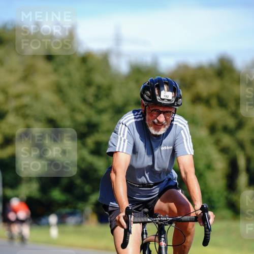 07.09.2025 - 19. Norderstedt Triathlon Michael Burmester http://msf.ph/oto/8834146 07.09.2025 12:15:09 Radfahren 192, 258 meine-sportfotos.de