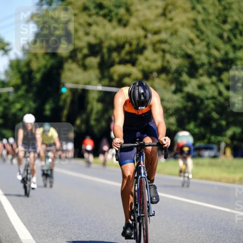 07.09.2025 - 19. Norderstedt Triathlon Michael Burmester http://msf.ph/oto/8834148 07.09.2025 12:15:14 Radfahren 696 meine-sportfotos.de