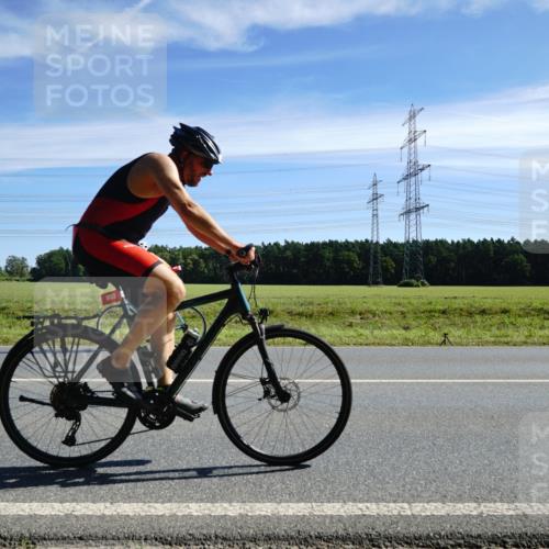 07.09.2025 - 19. Norderstedt Triathlon Michael Burmester http://msf.ph/oto/8834151 07.09.2025 11:56:19 Radfahren 802, 824, 1332, 1367 meine-sportfotos.de