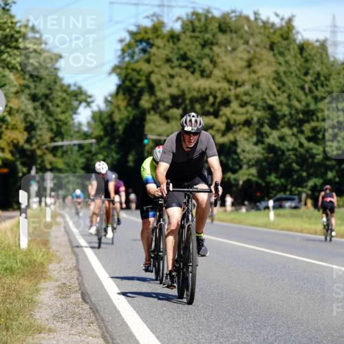 07.09.2025 - 19. Norderstedt Triathlon Michael Burmester http://msf.ph/oto/8834165 07.09.2025 12:15:26 Radfahren 728, 791, 1237 meine-sportfotos.de