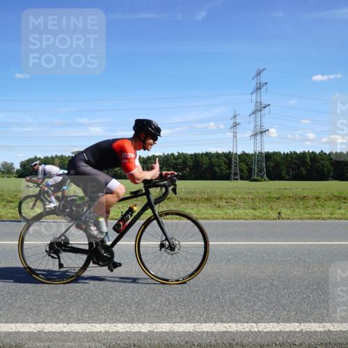 07.09.2025 - 19. Norderstedt Triathlon Michael Burmester http://msf.ph/oto/8834166 07.09.2025 13:57:50 Radfahren 968 meine-sportfotos.de