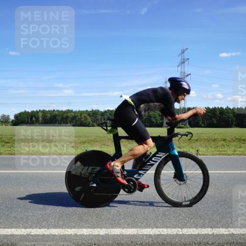 07.09.2025 - 19. Norderstedt Triathlon Michael Burmester http://msf.ph/oto/8834188 07.09.2025 13:57:55 Radfahren 393, 964, 1010 meine-sportfotos.de