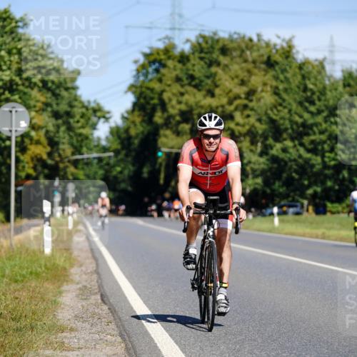 07.09.2025 - 19. Norderstedt Triathlon Michael Burmester http://msf.ph/oto/8834213 07.09.2025 12:15:54 Radfahren 851, 1329 meine-sportfotos.de