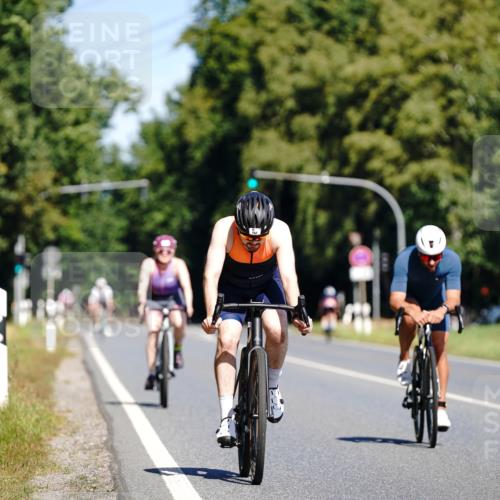07.09.2025 - 19. Norderstedt Triathlon Michael Burmester http://msf.ph/oto/8834234 07.09.2025 12:16:15 Radfahren 162, 245, 251 meine-sportfotos.de