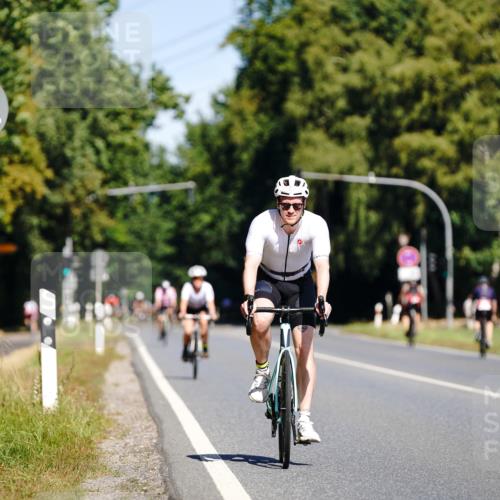 07.09.2025 - 19. Norderstedt Triathlon Michael Burmester http://msf.ph/oto/8834240 07.09.2025 12:16:27 Radfahren 737 meine-sportfotos.de