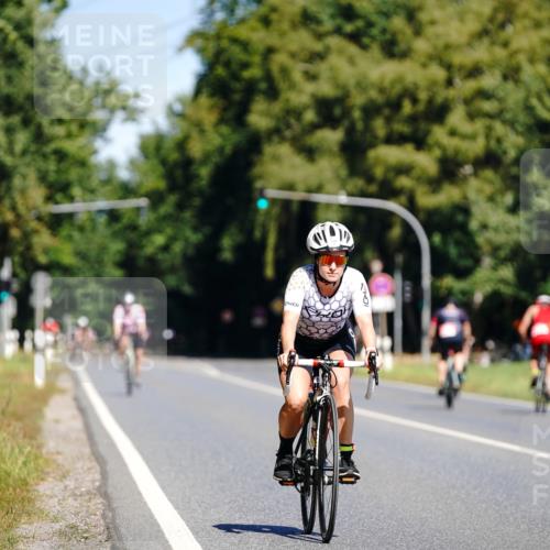 07.09.2025 - 19. Norderstedt Triathlon Michael Burmester http://msf.ph/oto/8834245 07.09.2025 12:16:31 Radfahren 737, 738 meine-sportfotos.de