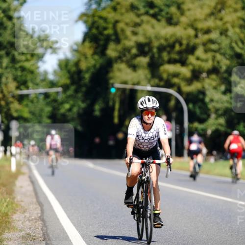 07.09.2025 - 19. Norderstedt Triathlon Michael Burmester http://msf.ph/oto/8834247 07.09.2025 12:16:31 Radfahren 737, 738 meine-sportfotos.de