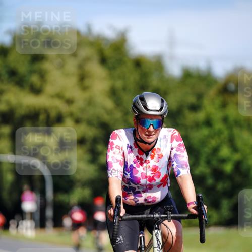 07.09.2025 - 19. Norderstedt Triathlon Michael Burmester http://msf.ph/oto/8834254 07.09.2025 12:16:41 Radfahren 302 meine-sportfotos.de