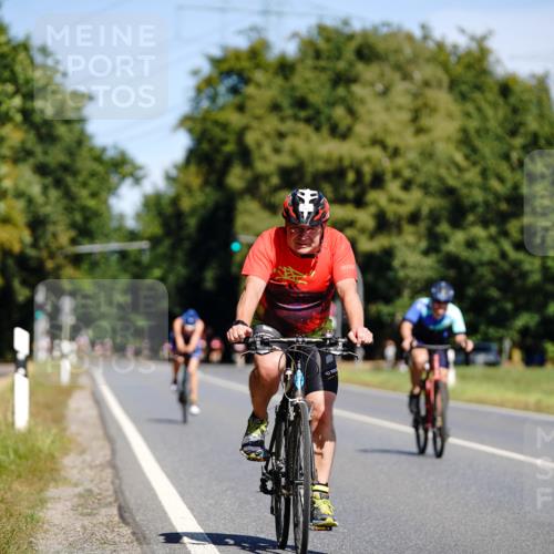 07.09.2025 - 19. Norderstedt Triathlon Michael Burmester http://msf.ph/oto/8834263 07.09.2025 12:16:55 Radfahren 207, 282, 741, 1307 meine-sportfotos.de
