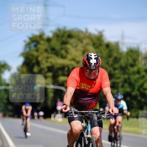 07.09.2025 - 19. Norderstedt Triathlon Michael Burmester http://msf.ph/oto/8834264 07.09.2025 12:16:56 Radfahren 168, 207, 282, 741, 1307 meine-sportfotos.de