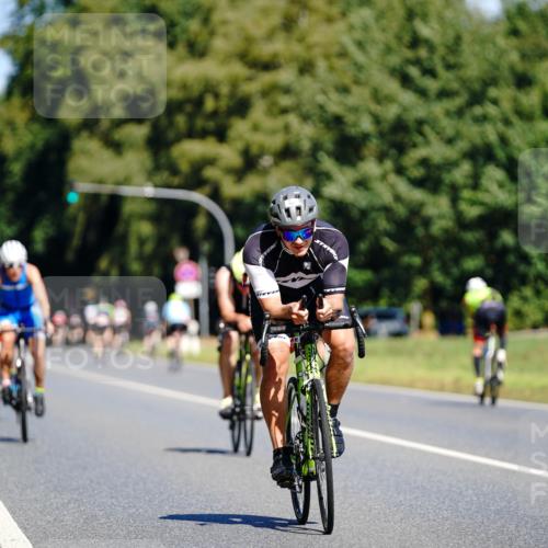 07.09.2025 - 19. Norderstedt Triathlon Michael Burmester http://msf.ph/oto/8834284 07.09.2025 12:17:33 Radfahren 715, 1272, 1327 meine-sportfotos.de