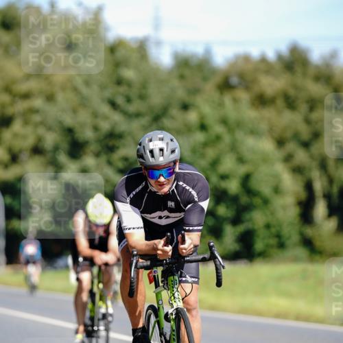 07.09.2025 - 19. Norderstedt Triathlon Michael Burmester http://msf.ph/oto/8834286 07.09.2025 12:17:34 Radfahren 715, 1248, 1272, 1327 meine-sportfotos.de