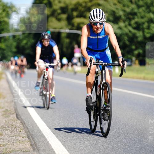 07.09.2025 - 19. Norderstedt Triathlon Michael Burmester http://msf.ph/oto/8834289 07.09.2025 12:17:36 Radfahren 715, 761, 1248, 1272, 1327 meine-sportfotos.de