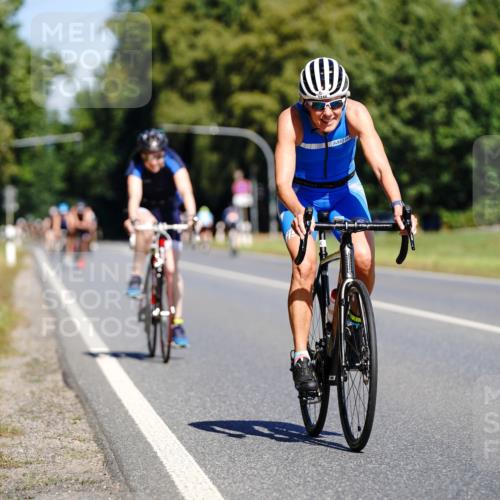 07.09.2025 - 19. Norderstedt Triathlon Michael Burmester http://msf.ph/oto/8834291 07.09.2025 12:17:37 Radfahren 715, 761, 1248, 1272 meine-sportfotos.de