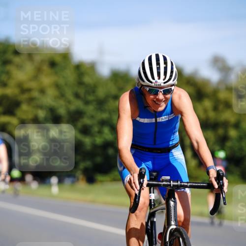 07.09.2025 - 19. Norderstedt Triathlon Michael Burmester http://msf.ph/oto/8834296 07.09.2025 12:17:37 Radfahren 715, 761, 1248, 1272 meine-sportfotos.de