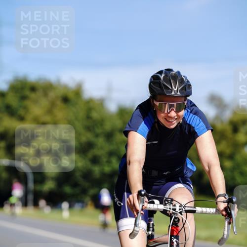07.09.2025 - 19. Norderstedt Triathlon Michael Burmester http://msf.ph/oto/8834301 07.09.2025 12:17:39 Radfahren 761, 1248, 1272 meine-sportfotos.de