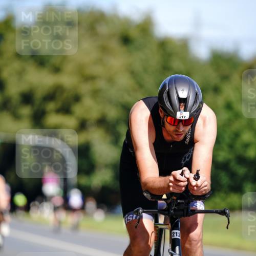 07.09.2025 - 19. Norderstedt Triathlon Michael Burmester http://msf.ph/oto/8834309 07.09.2025 12:17:43 Radfahren 212, 1369 meine-sportfotos.de