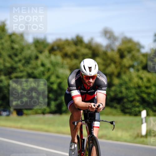 07.09.2025 - 19. Norderstedt Triathlon Michael Burmester http://msf.ph/oto/8834317 07.09.2025 12:17:47 Radfahren 721, 732, 1369 meine-sportfotos.de