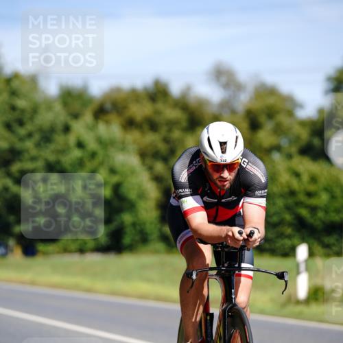 07.09.2025 - 19. Norderstedt Triathlon Michael Burmester http://msf.ph/oto/8834319 07.09.2025 12:17:47 Radfahren 721, 732, 1369 meine-sportfotos.de