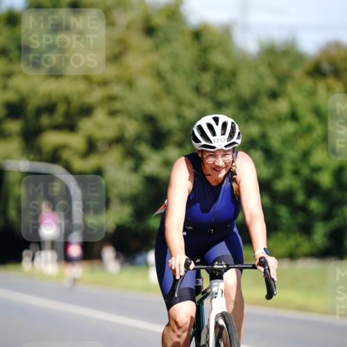 07.09.2025 - 19. Norderstedt Triathlon Michael Burmester http://msf.ph/oto/8834334 07.09.2025 12:17:59 Radfahren 164, 1242 meine-sportfotos.de