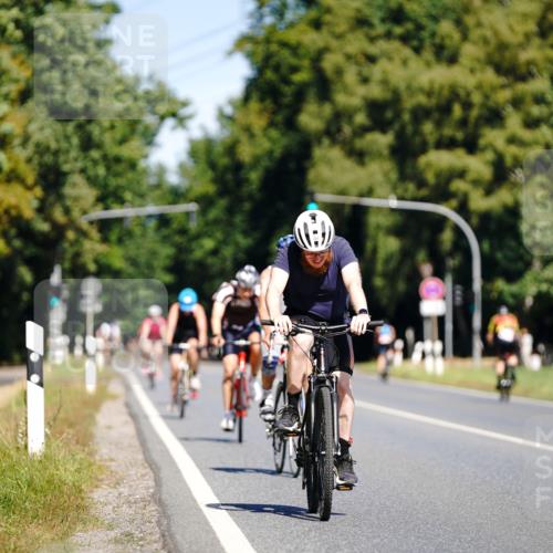 07.09.2025 - 19. Norderstedt Triathlon Michael Burmester http://msf.ph/oto/8834339 07.09.2025 12:18:09 Radfahren 227, 697 meine-sportfotos.de