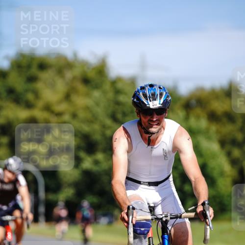 07.09.2025 - 19. Norderstedt Triathlon Michael Burmester http://msf.ph/oto/8834347 07.09.2025 12:18:12 Radfahren 227, 697, 1311 meine-sportfotos.de