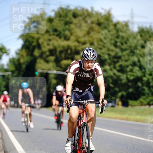 07.09.2025 - 19. Norderstedt Triathlon Michael Burmester http://msf.ph/oto/8834349 07.09.2025 12:18:13 Radfahren 227, 697, 1233, 1311 meine-sportfotos.de