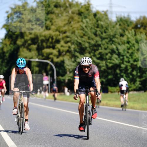07.09.2025 - 19. Norderstedt Triathlon Michael Burmester http://msf.ph/oto/8834355 07.09.2025 12:18:15 Radfahren 697, 1233, 1311, 1380 meine-sportfotos.de