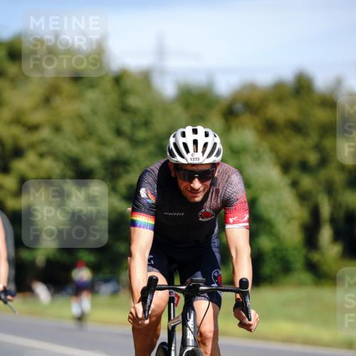 07.09.2025 - 19. Norderstedt Triathlon Michael Burmester http://msf.ph/oto/8834358 07.09.2025 12:18:16 Radfahren 1233, 1311, 1380 meine-sportfotos.de