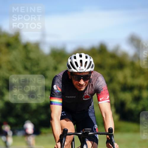 07.09.2025 - 19. Norderstedt Triathlon Michael Burmester http://msf.ph/oto/8834362 07.09.2025 12:18:16 Radfahren 1233, 1311, 1380 meine-sportfotos.de