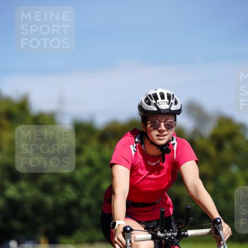 07.09.2025 - 19. Norderstedt Triathlon Michael Burmester http://msf.ph/oto/8834370 07.09.2025 12:18:20 Radfahren 1339, 1380 meine-sportfotos.de