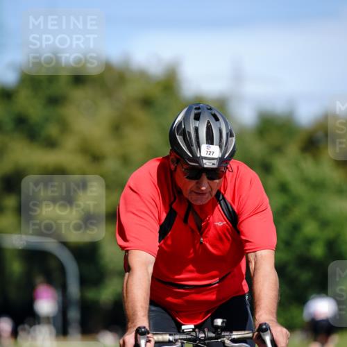 07.09.2025 - 19. Norderstedt Triathlon Michael Burmester http://msf.ph/oto/8834376 07.09.2025 12:18:25 Radfahren 226, 727 meine-sportfotos.de