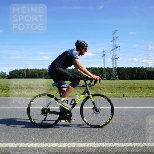 07.09.2025 - 19. Norderstedt Triathlon Michael Burmester http://msf.ph/oto/8834378 07.09.2025 13:58:55 Radfahren 410 meine-sportfotos.de