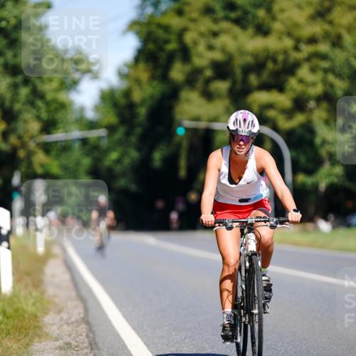 07.09.2025 - 19. Norderstedt Triathlon Michael Burmester http://msf.ph/oto/8834395 07.09.2025 12:18:34 Radfahren 195, 724, 1309 meine-sportfotos.de