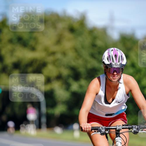 07.09.2025 - 19. Norderstedt Triathlon Michael Burmester http://msf.ph/oto/8834399 07.09.2025 12:18:35 Radfahren 195, 724 meine-sportfotos.de