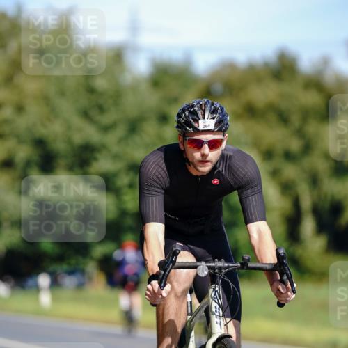 07.09.2025 - 19. Norderstedt Triathlon Michael Burmester http://msf.ph/oto/8834405 07.09.2025 12:18:42 Radfahren 260, 1234 meine-sportfotos.de