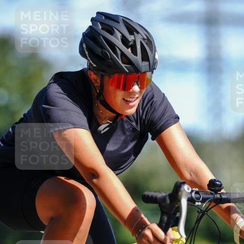 07.09.2025 - 19. Norderstedt Triathlon Michael Burmester http://msf.ph/oto/8834412 07.09.2025 12:19:08 Radfahren 1387 meine-sportfotos.de
