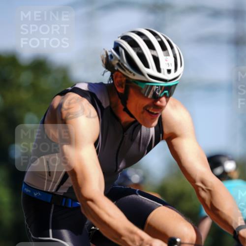 07.09.2025 - 19. Norderstedt Triathlon Michael Burmester http://msf.ph/oto/8834416 07.09.2025 12:19:25 Radfahren 151, 182 meine-sportfotos.de