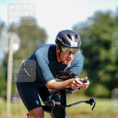 07.09.2025 - 19. Norderstedt Triathlon Michael Burmester http://msf.ph/oto/8834436 07.09.2025 12:19:40 Radfahren 811, 816, 1392 meine-sportfotos.de