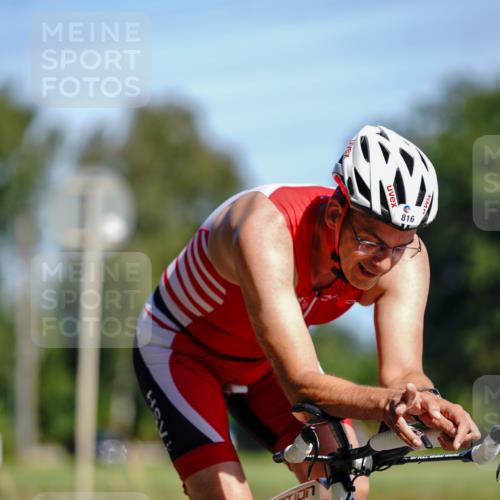 07.09.2025 - 19. Norderstedt Triathlon Michael Burmester http://msf.ph/oto/8834440 07.09.2025 12:19:42 Radfahren 811, 816, 1392 meine-sportfotos.de